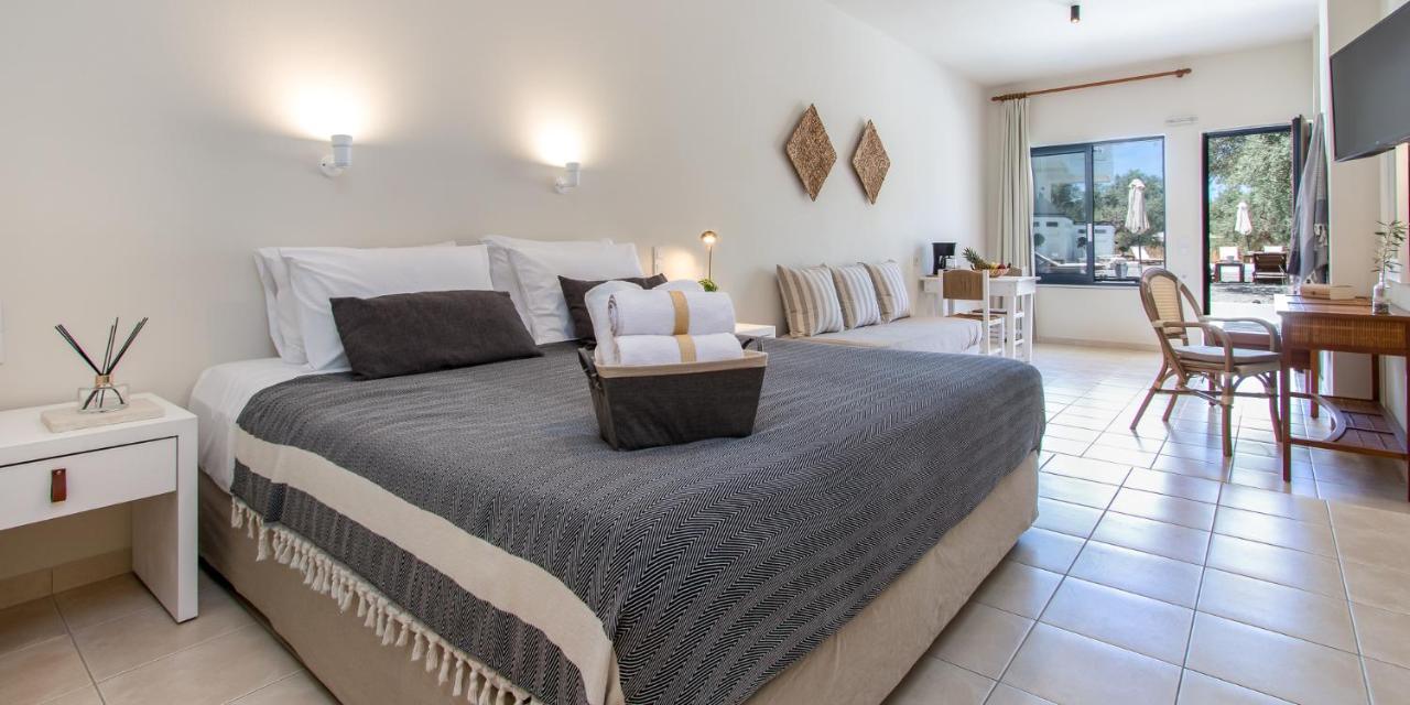 Kanso Rooms Galatas  Exterior photo